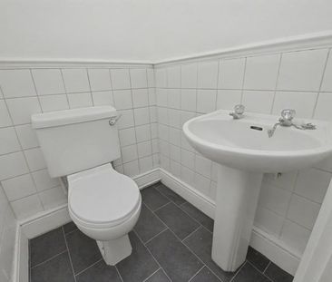 Room in a Shared Flat, Brixton Road, SW9 - Photo 3