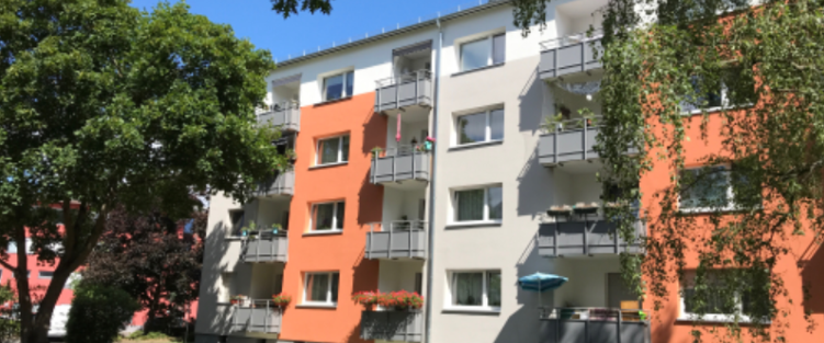 Erdgeschosswohnung mit Balkon - Perfekt für kleine Familien! - Photo 1
