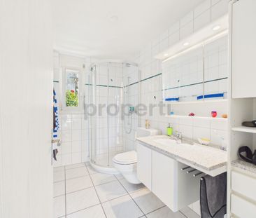 Beautiful view & garden Quiet 4.5-room apartment in Leimbach - Photo 2