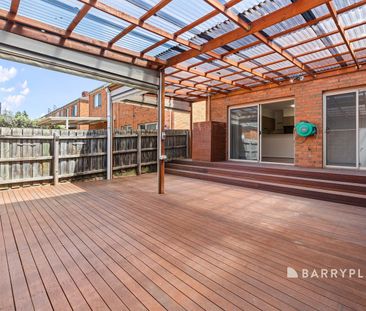 Modern Living Perfect for Professionals! - Photo 5