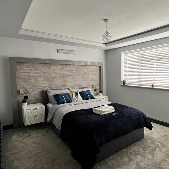 3 bedroom semi-detached house to rent - Photo 1