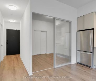 395 Dundas Street W #518 - Photo 4