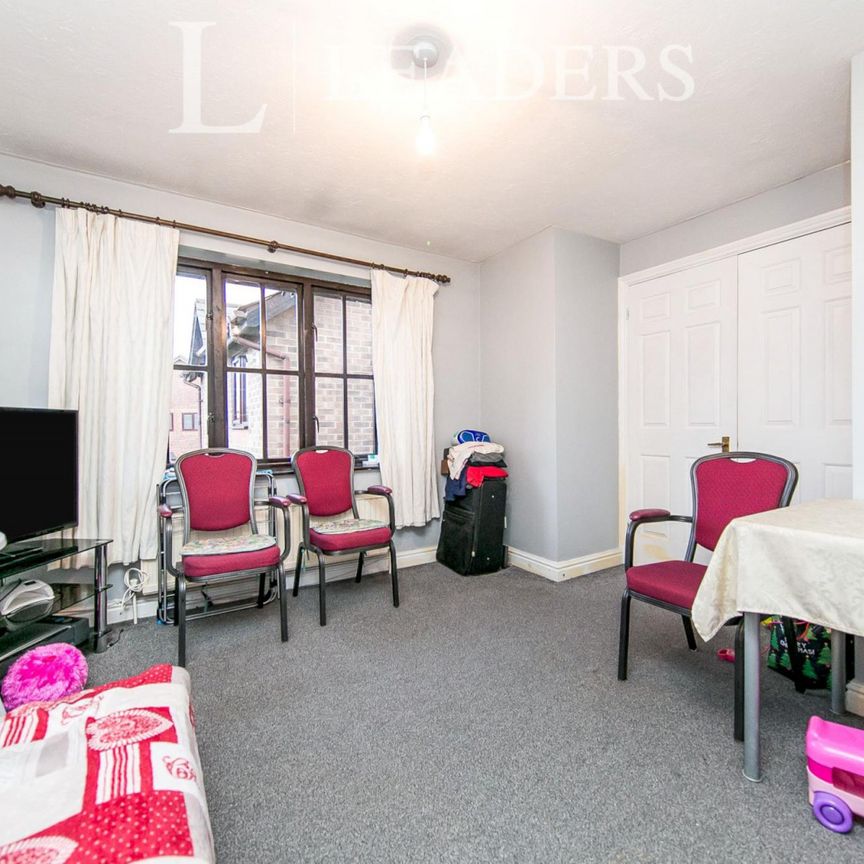 2 bedroom apartment to rent Stable Close, Stanway, Colchester, CO3 - Photo 1