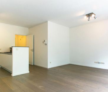 Appartement te huur in Brussel voor € 1.100 met 1 slaapkamer - Foto 3