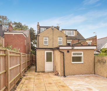 1 bedroom in a house share to rent - Photo 1