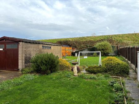 Ryelands Road, Stonehouse, Gloucester - Photo 2