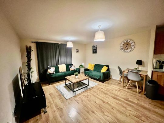 2 Bed Flat, Charlotte St, G1 - Photo 1