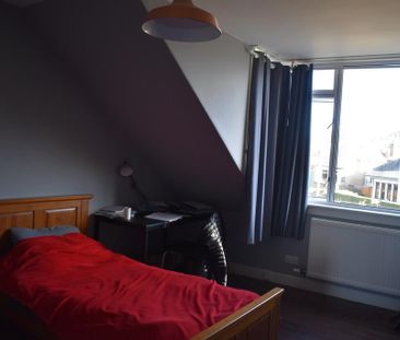 4 bedroom detached house to rent - Photo 3