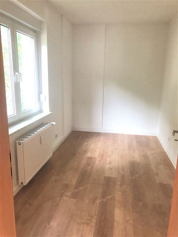 In Sanierung! 3-Zimmer-Wohnung für die kleine Familie - Photo 4