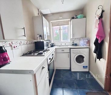 1 bedroom semi-detached house to rent - Photo 3