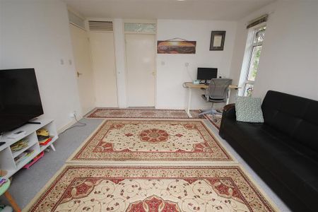 1 bedroom house to rent - Photo 2