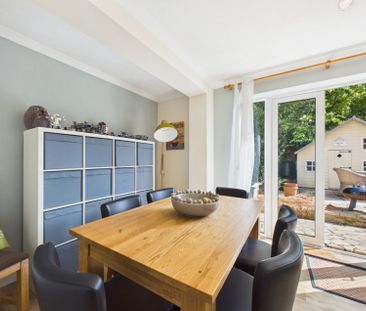 Churchill Close, Flackwell Heath, High Wycombe,HP10 - Photo 5