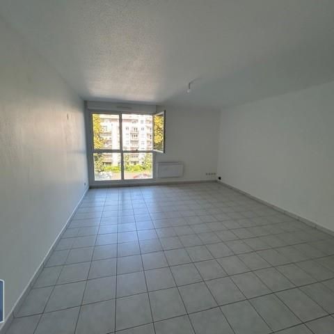 Location Appartement 2 pièces 49m² MULHOUSE 68100 - Photo 1