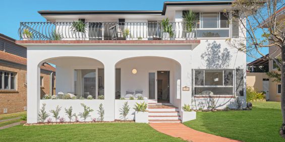 Unsurpassed family lifestyle with ocean views in a coveted headland cul-de-sac - Photo 3