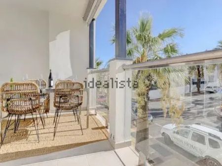 Alquiler de piso en Avenida Reina Sofía, 13 - Photo 4