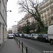 Logement à Paris, Location meublée - Photo 1