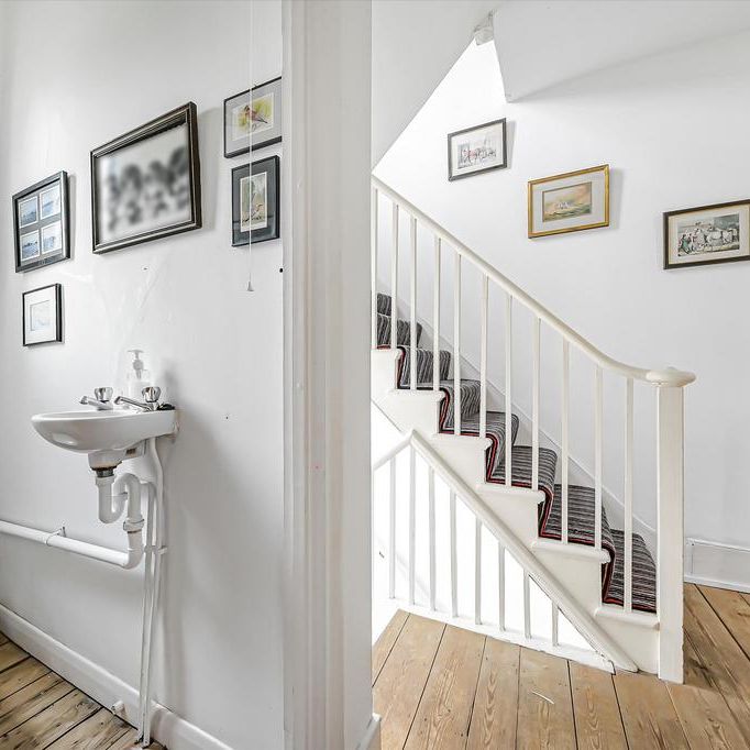 3 bedroom terraced house to rent - Photo 1