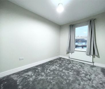 4 bedroom apartment to rent - Photo 6