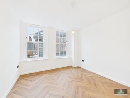 High street, crawley - Photo 5