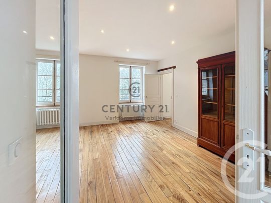 Location Appartement 2 pièces 48m² CREPY EN VALOIS 60800 - Photo 1