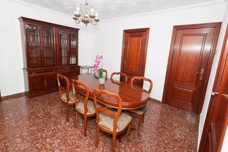 Carrer de Ramiro de Maeztu, Valencia, Valencian Community 46022 - Photo 4