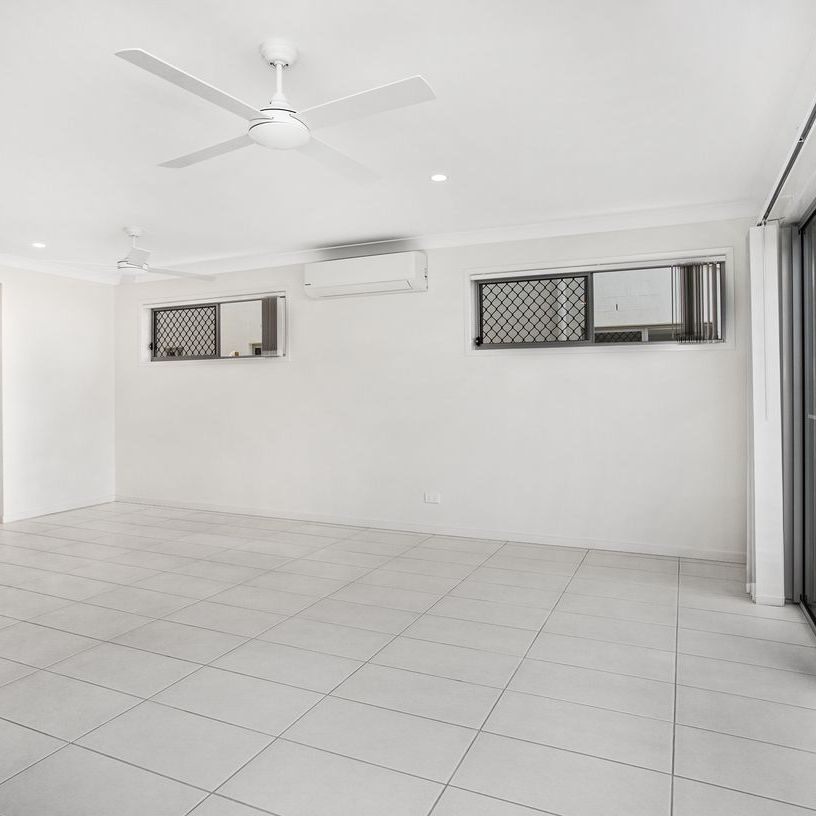 Luxury 3 Bdm Townhouse - Photo 1