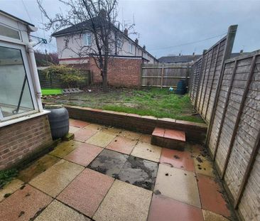 3 bedroom terraced house to rent - Photo 4