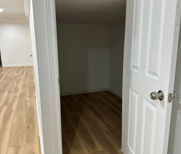 19 Dolomite Drive #Basement - Photo 3