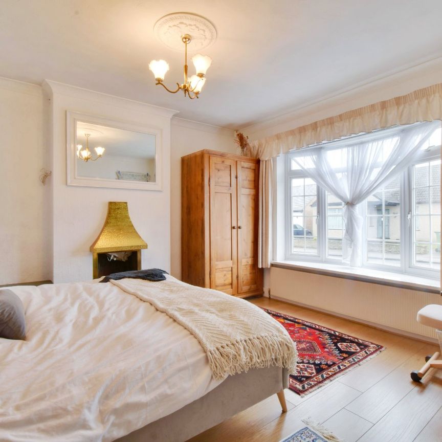 3 bedroom bungalow to rent - Photo 1