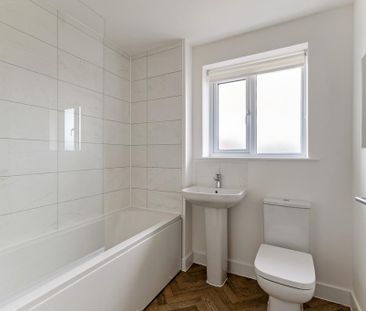 3 bedroom end of terrace house to rent - Photo 5