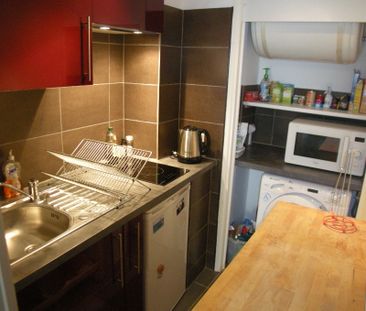 Location Appartement 2 pièces 35m² MONTPELLIER 34000 - Photo 2