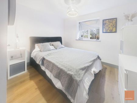 3 bedroom semi-detached house to rent - Photo 4