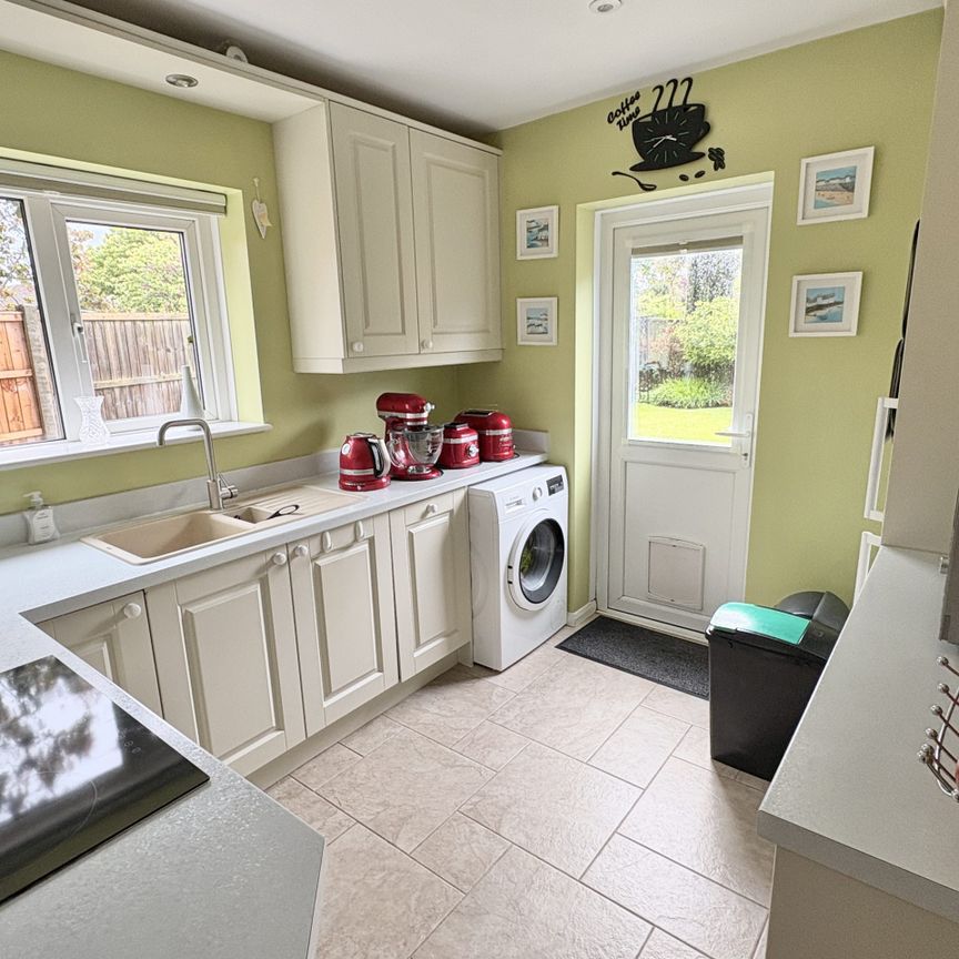 The Paddock, Alverstoke - Photo 1