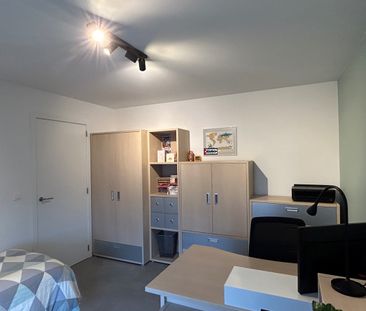 Kamer in moderne nieuwbouw woning - Photo 3