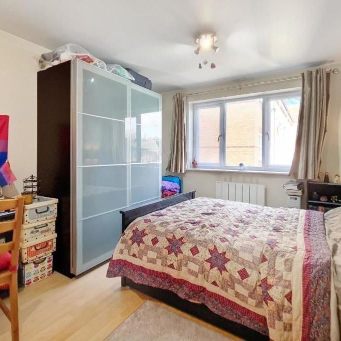 1 Bed Flat, Century House, SE8 - Photo 1