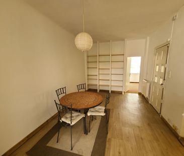 Appartement 2 pièces 57m2 MARSEILLE 5EME 835 euros - Photo 4