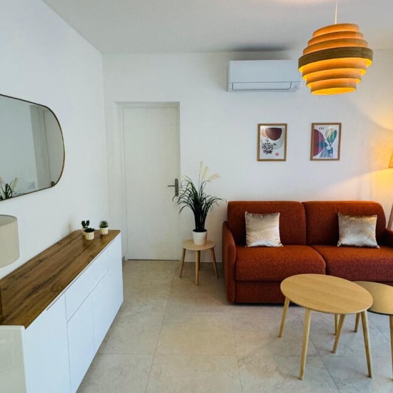 AIX EN PROVENCE - T2 meublé 43 m² en rez de jardin - Photo 1