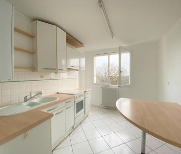 Location Appartement 2 pièces 47m² NANTES 44300 - Photo 3