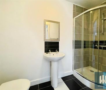 1 bedroom in a house share to rent - Photo 4