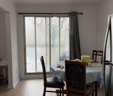 Beau 4 1/2 Situé Au Premier étage - Photo 2