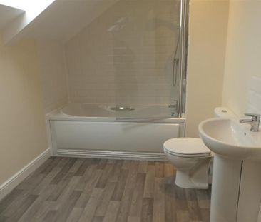2 bedroom apartment to rent - Photo 6