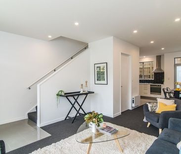 Island Bay Living - Photo 2