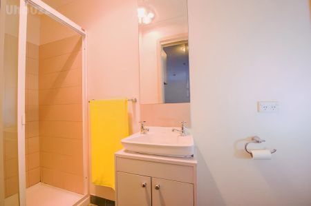 Studio Apartment - Photo 5