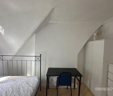 5 bedroom flat to rent - Photo 1
