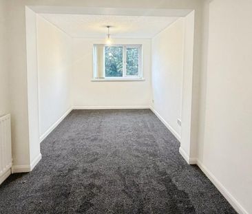 2 bedroom semi-detached house to rent - Photo 4