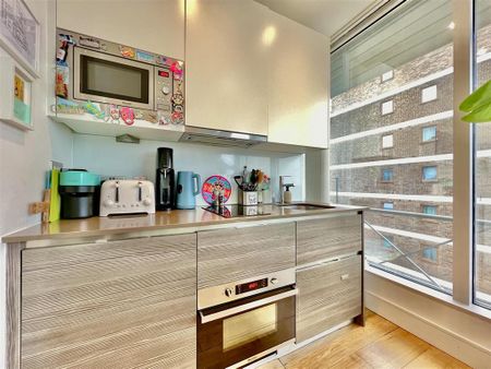 Studio to rent - Photo 5