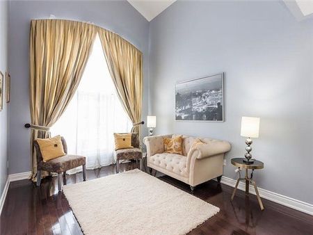 For Lease - 31 Morisot Avenue, Vaughan, Ontario - Photo 3