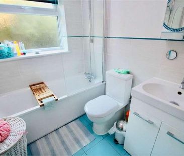 Masons Road, Cippenham, SL1 - Photo 1