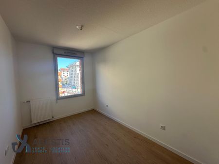 APPARTEMENT T3 65M - Photo 4