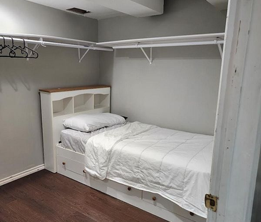 For Lease - 18 Valley Stream Drive, Toronto, Ontario - Photo 5